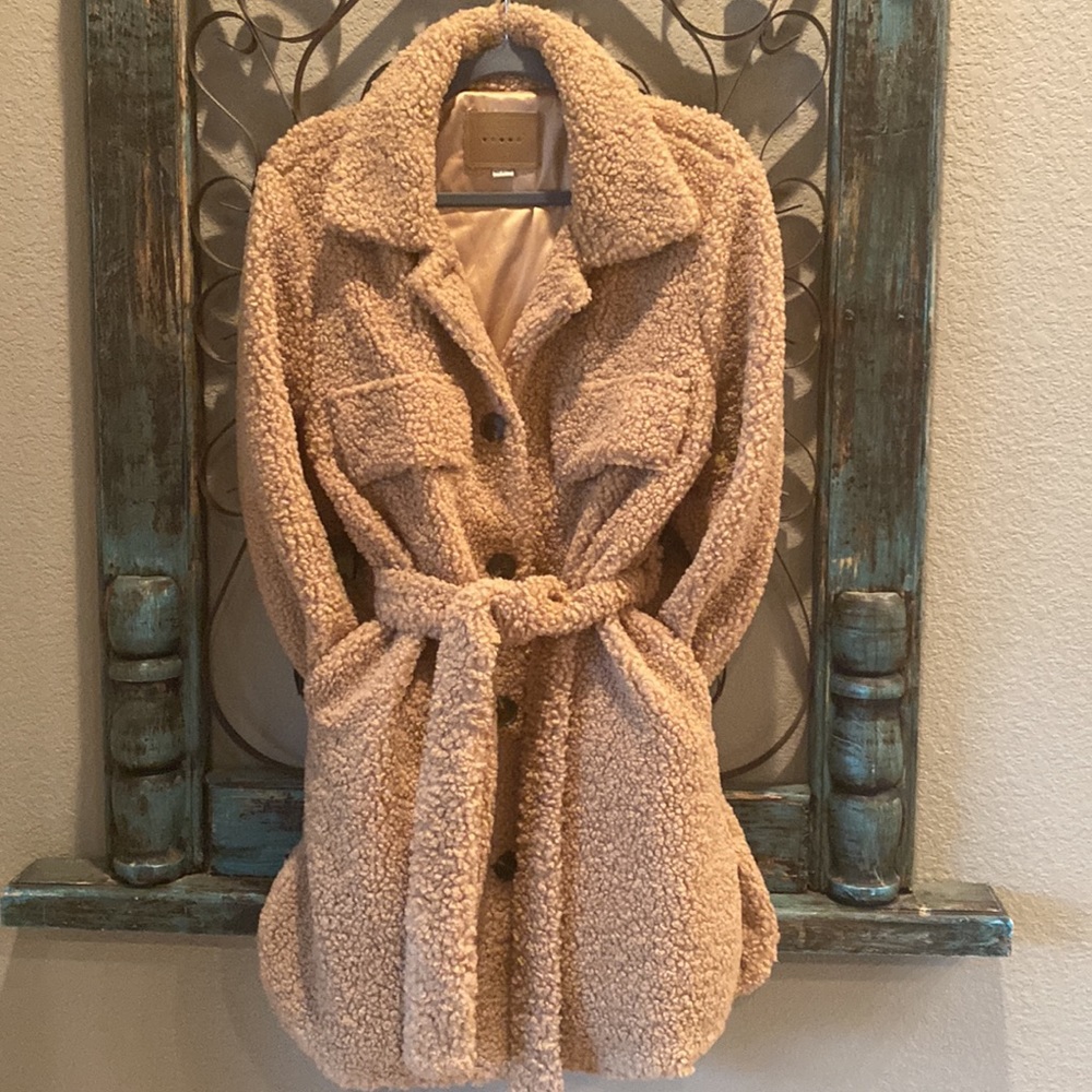 Blank NYC camel/beige faux fur/Sherpa coat